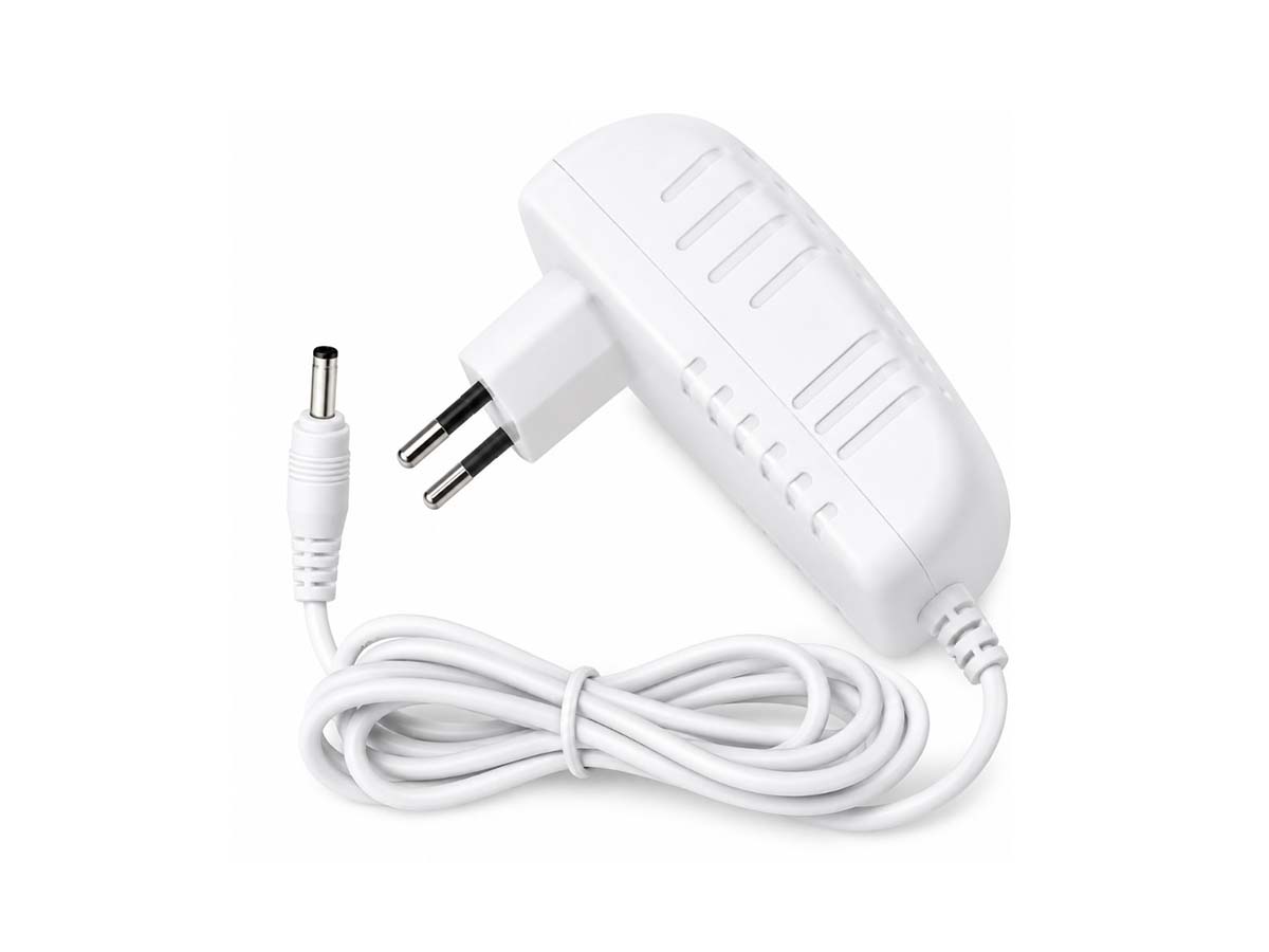 127724_thomson-napajeci-adapter-5v-2-5a---bila-jpg 127724 thomson napajeci adapter 5v 2 5a bila jpg.jpg